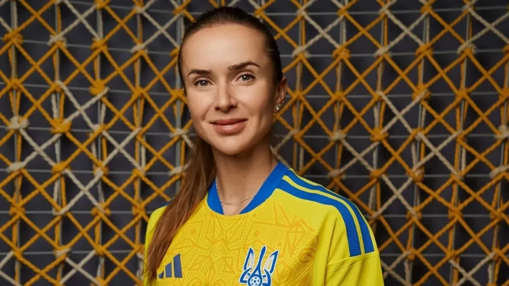 Еліна Світоліна стала амбасадоркою ФК Харків: що відомо про оновлений клуб та навіщо вони запросили зірку тенісу Еліна Світоліна стала амбасадоркою ФК Харків: що відомо про оновлений клуб та навіщо вони запросили зірку тенісу