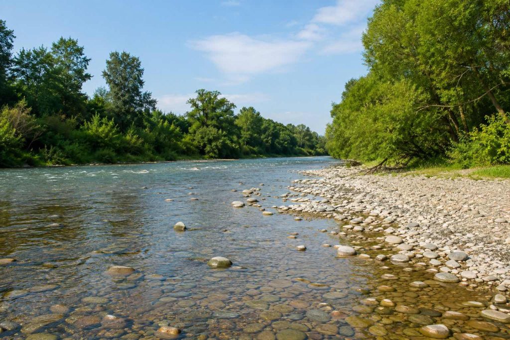 Де купатися в Івано-Франківську цього літа: перевірені водойми і важливі правила 2026