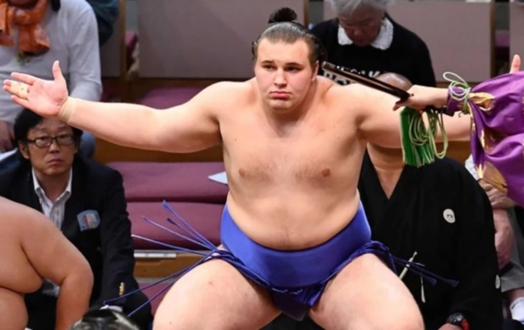 Данило Явгусишин утретє виграв Кубок Імператора: хто такий Аонішікі та як українець підкорив сумо