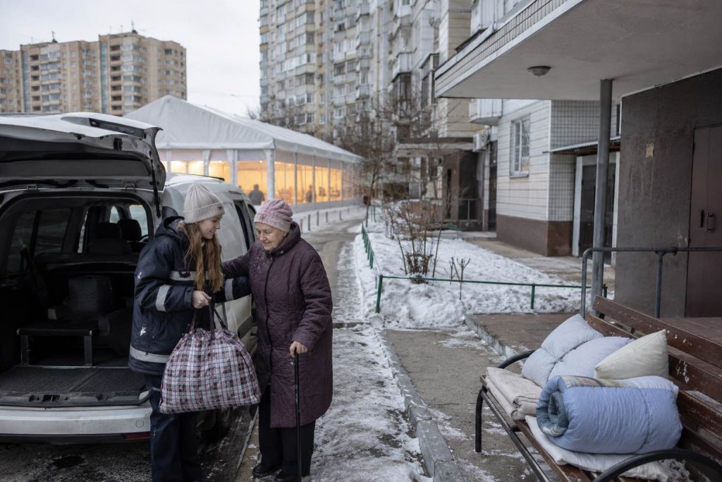 У Києві готують евакуацію на випадок блекауту: хто у списках та куди переселятимуть У Києві готують евакуацію на випадок блекауту: хто у списках та куди переселятимуть